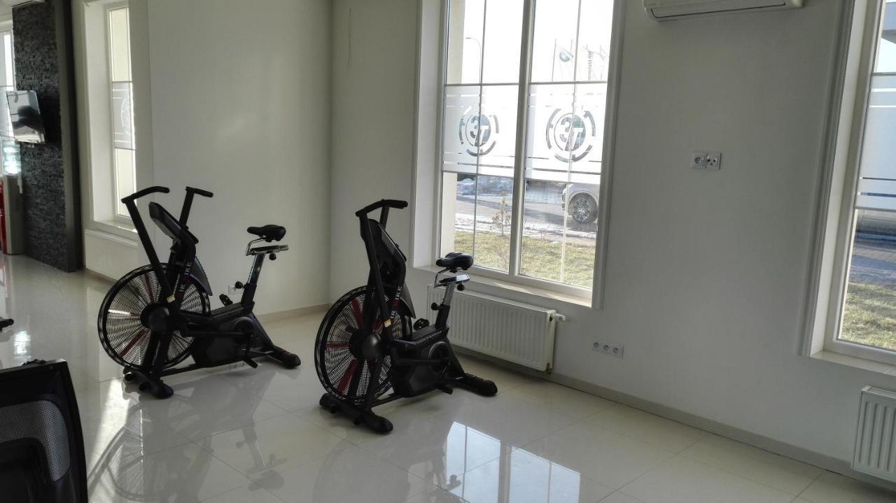 Belweder Aparthotel Porosły Екстериор снимка